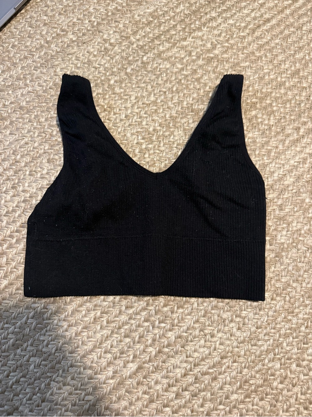 Black Ribbed V-Neck Crop Bralette